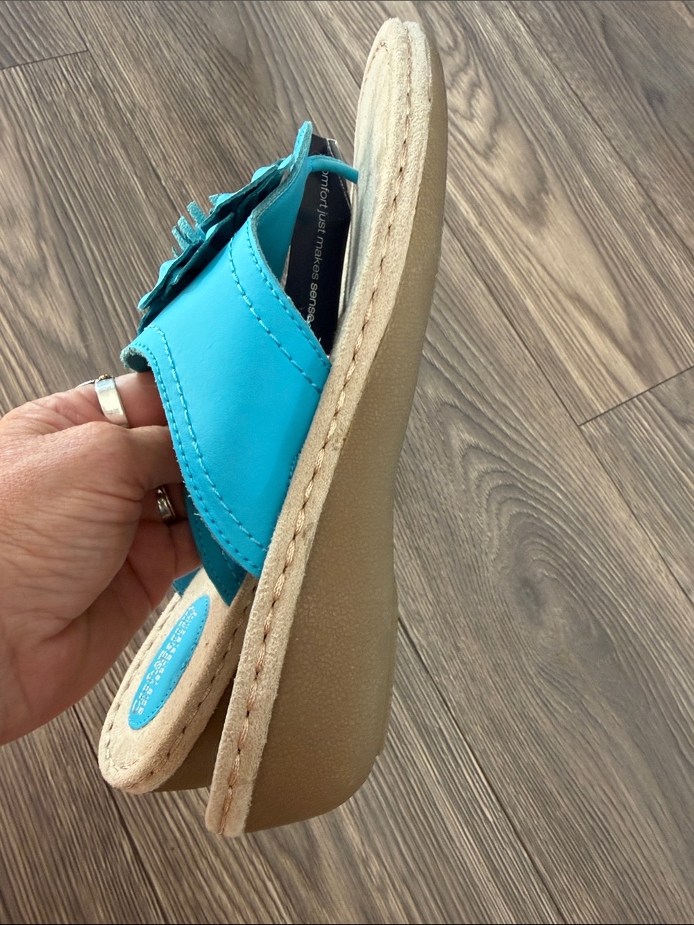 croft & barrow Turquoise Flower Toe-Post Sandals - Picture 5 of 7